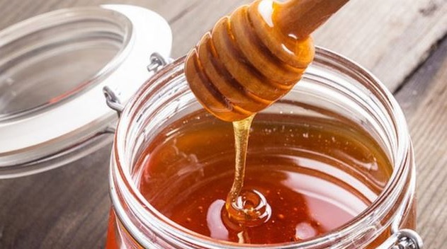 remedio casero con miel para luchar contra la flacidez del rostro